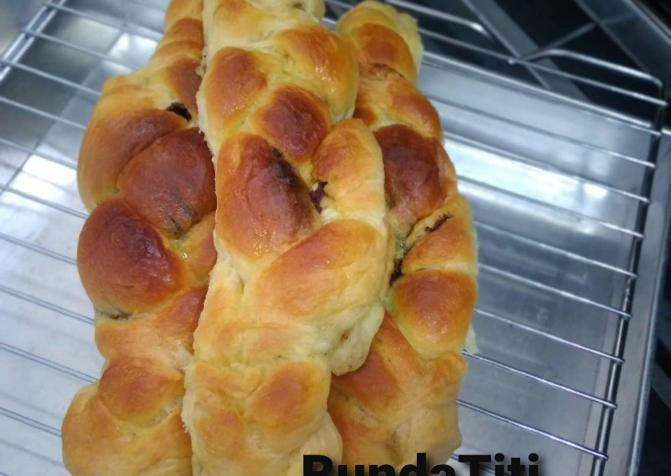 678.Roti Kepang