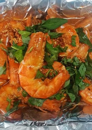 Hình của món Tôm rim nước cốt dừa.