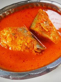 बांगडा ग्रेव्ही (bangda gravy recipe in marathi) रेसिपी चे मुख्य फोटो