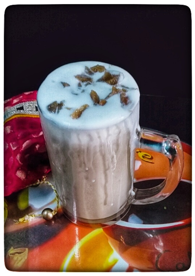 Sapotta Milkshake/சப்போட்டா மில்க் ஷேக் செய்முறை முக்கிய புகைப்படம்