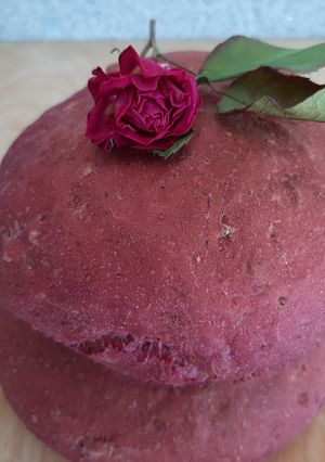 Foto di Pane rosa con semi