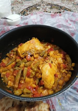 عکسی از دستور خوراک بامیه با مرغ