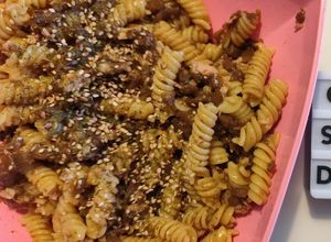 Foto di 119👩🏻‍🍳Pasta fredda con melanzane, tonno e salsa di soia