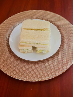 Una foto de Sándwich de pepino 🇬🇧