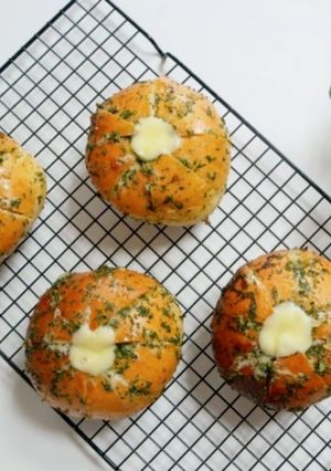 Foto resep Korean Garlic Cheese Bread