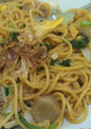 Foto resep Ind*mie Goreng KW