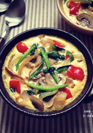 蔬菜蘑菇烘蛋 的食譜成品照片