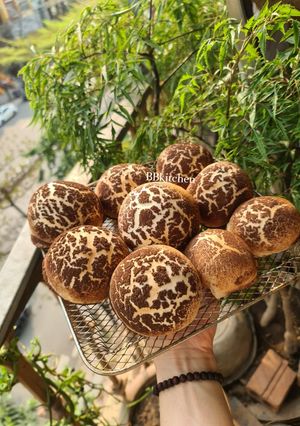 Hình của món Mushroom Bun 🍄 bánh mì ngọt hình nấm 🍄.