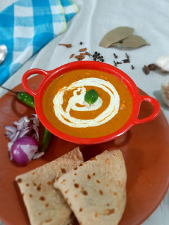 શાહી પનીર (Shahi Paneer Recipe In Gujarati) રેસીપી મુખ્ય ફોટો