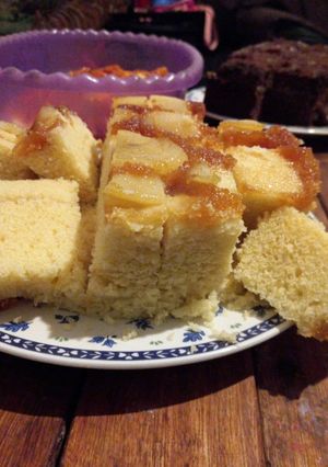Una foto de Torta invertida de manzana en microondas