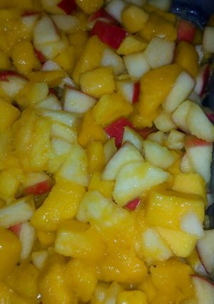 A picture of Mango apple salad#author marathon#.