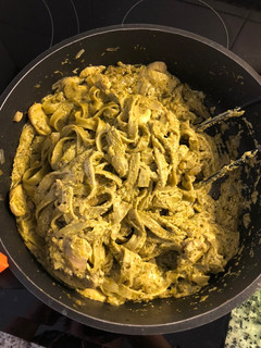 Foto principal de Pasta al pesto con champiñones