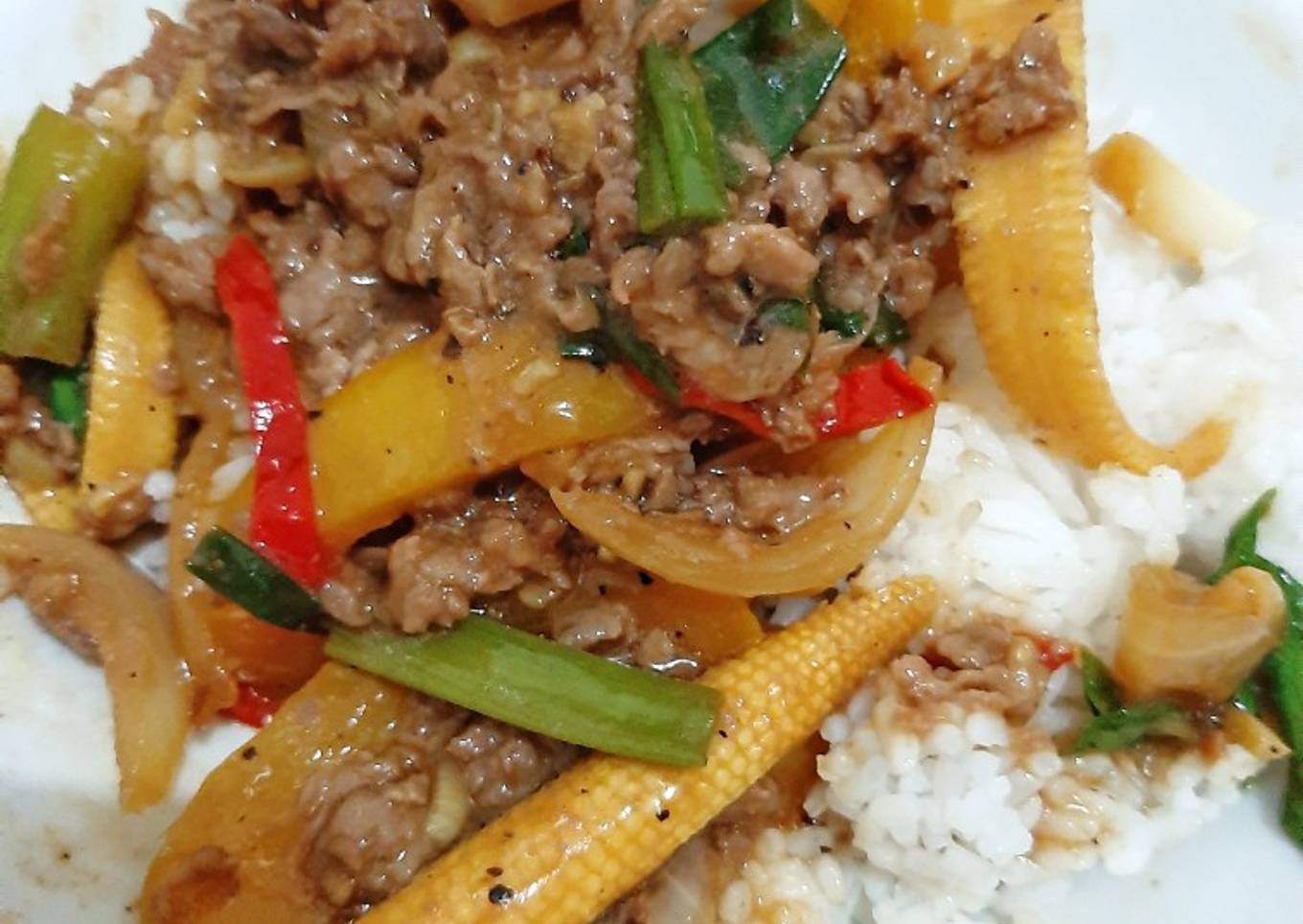 Putren Daging Sapi Lada Hitam