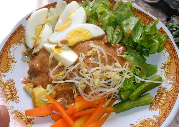 Gado-Gado