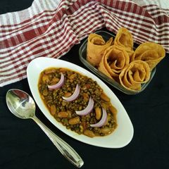 A picture of Black Bean Curry.