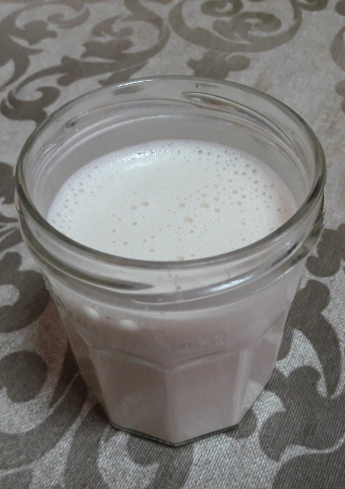 Una foto de Leche de cacahuete vegana🥛🥜