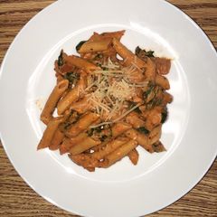 A picture of Penne Rosa.