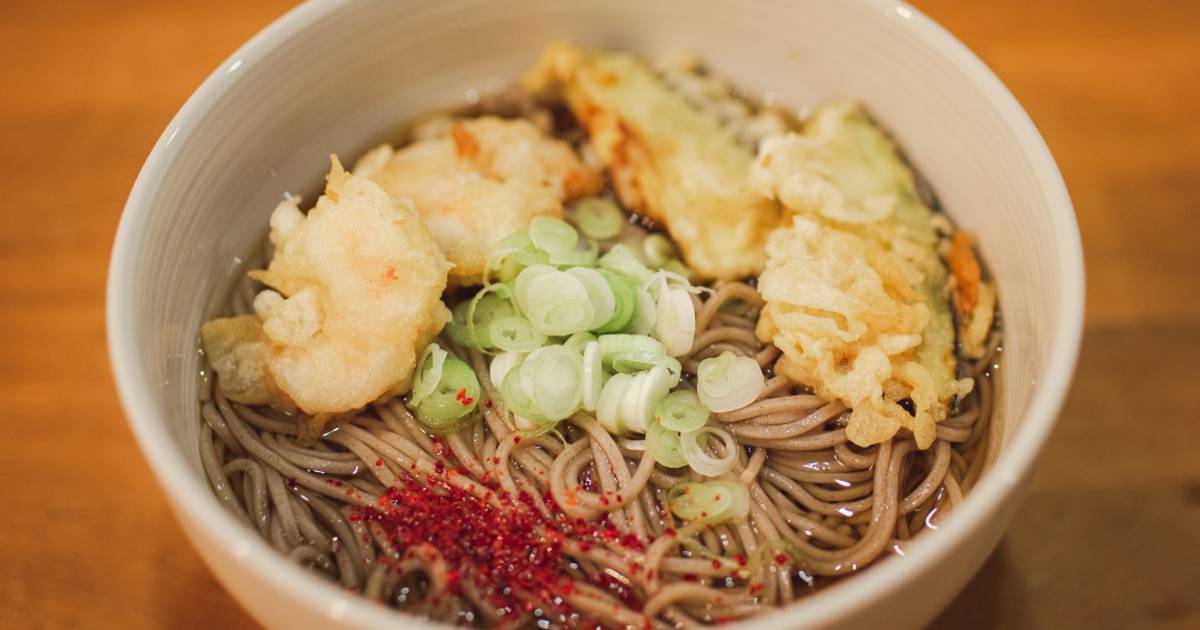 Halal hot Mentsuyu soba or udon soup Recipe by Hurry Cookpad