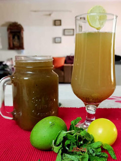 A picture of Aam Panna Concentrate.