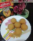 Besan ke Laddu with raisin stuffing