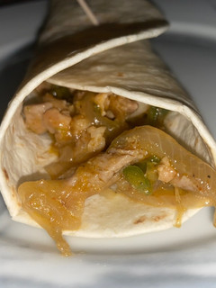 Una foto de Fajitas de lomo caseras atigradas