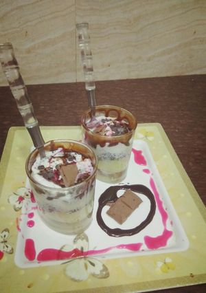 A picture of Flooda chocolate ice cream.