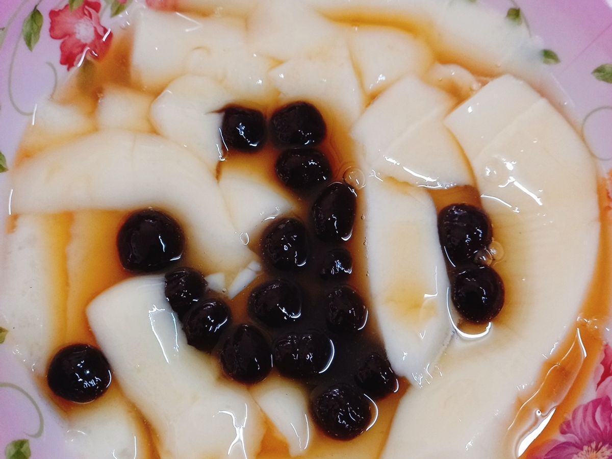 Tàu hủ nước đường làm bằng rau câu dẻo