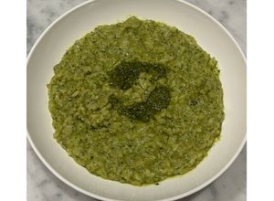 Foto di Risotto con panna e pesto di basilico e nocciole 🌱