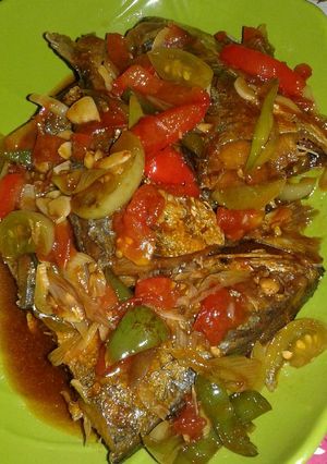 Foto resep Ikan gembong masak kecap pedas ala evigani