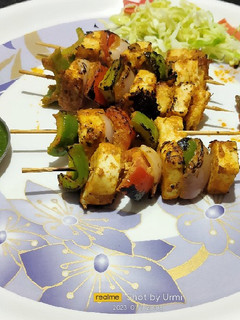 પનીર ટિક્કા (Paneer Tikka Recipe In Gujarati) રેસીપી મુખ્ય ફોટો