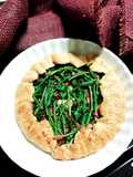 Torta brisee salame e asparagi