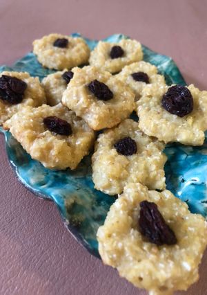 Una foto de Galletitas de mijo, coco y manzana