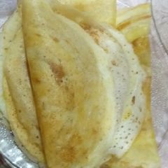 A picture of Rava crispy dosa.