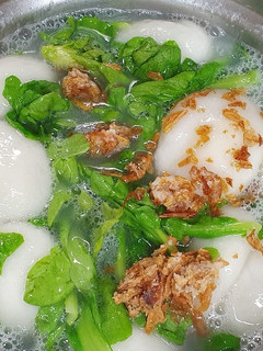 「茼蒿鹹湯圓」冬至習俗 的食譜成品照片