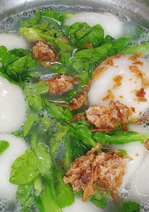 「茼蒿鹹湯圓」冬至習俗 的食譜成品照片