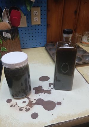 A picture of Paul's Salad Dressing.