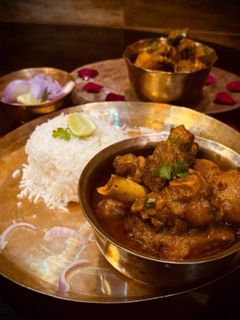 মাটন কষা (mutton kosha recipe in Bengali) রেসিপির প্রধান ছবি