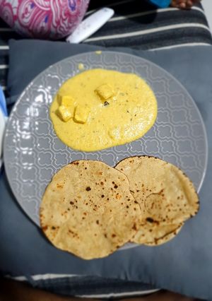 A picture of Shahi Paneer.