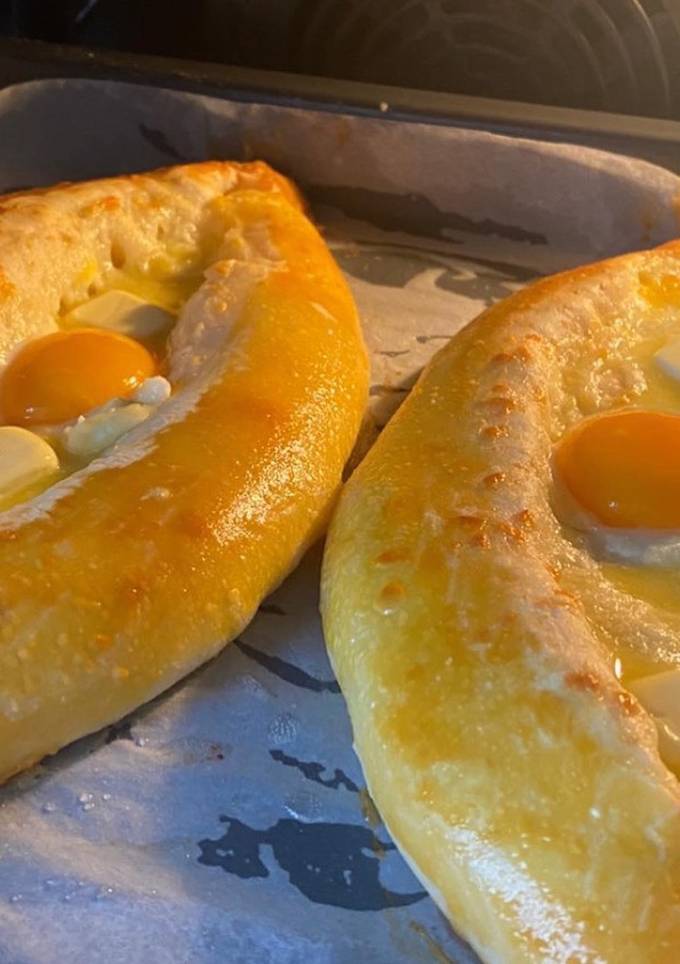 Хачапурі по-аджарськи