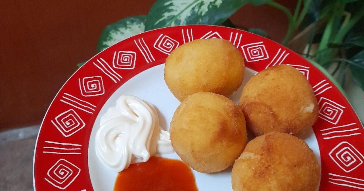 3. Pompom Potato (Kroket Kentang)