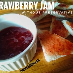 A picture of Strawberry jam without preservatives.
