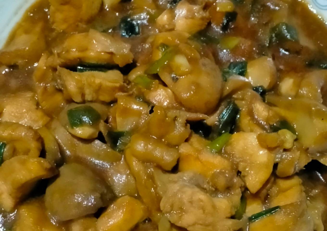 Tumis ayam jamur