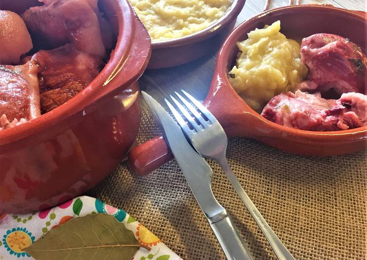 Codillo al horno con puré de patatas y manzana