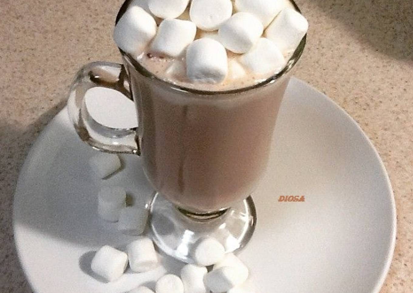 Chocolate caliente con marshmallow