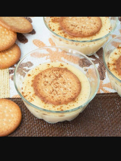 Una foto de Postre típico andaluz "natillas" caseras fáciles y ricas
