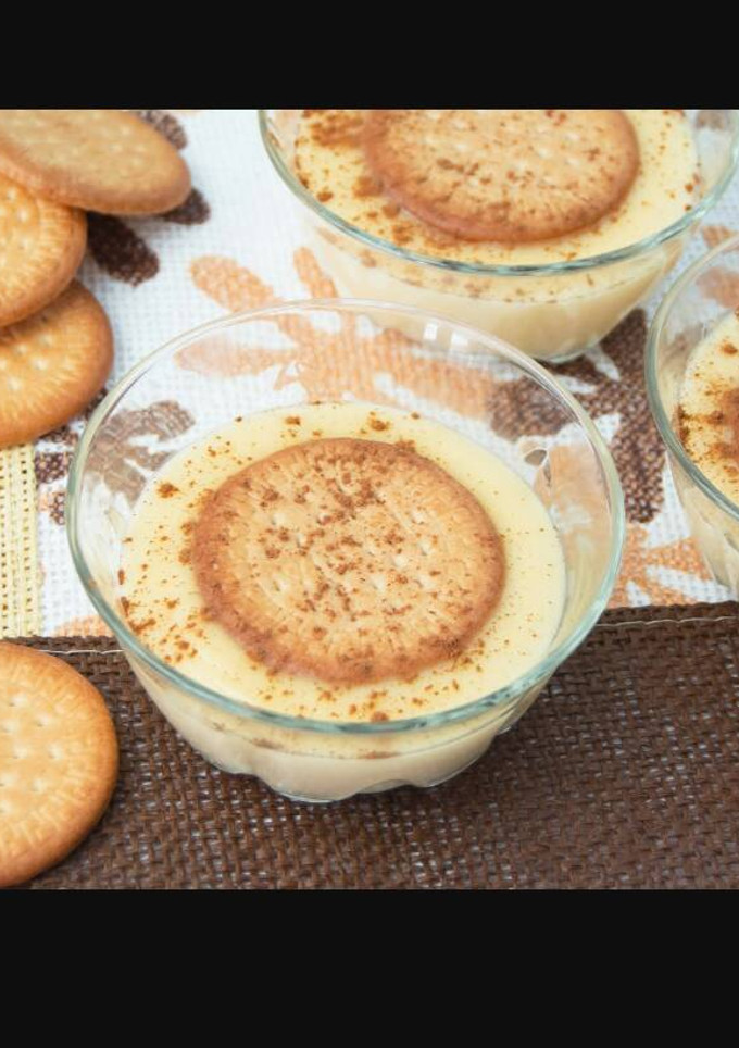 Una foto de Postre típico andaluz "natillas" caseras fáciles y ricas
