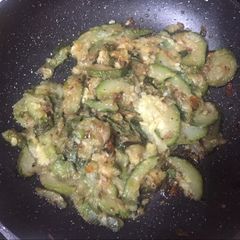 A picture of Zucchini sabji.