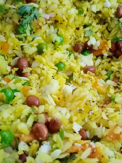 पोहा (Poha Recipe in Hindi) रेसिपी मुख्य फोटो