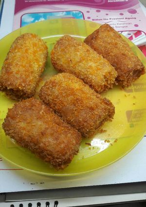 Foto resep Roti Gulung Sosis Keju Mayo