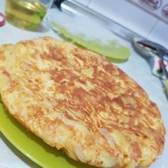A picture of Spanish omelette.